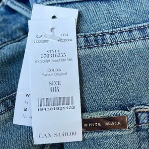 BNWT White House Black Market Curvy-Fit High-Rise Sculpt JewelButton Ankle Jeans